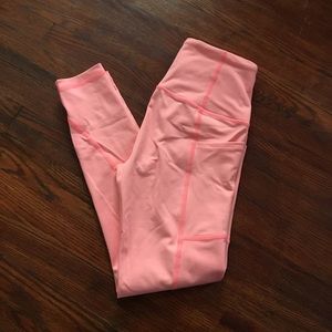 Victoria’s Secret sport leggings